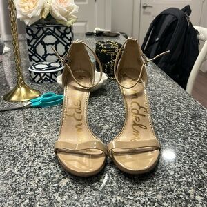Sam Edelman nude heels